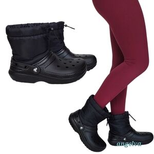 NWT Crocs classic lined neo puff boots black faux fur pull on winter outdoor